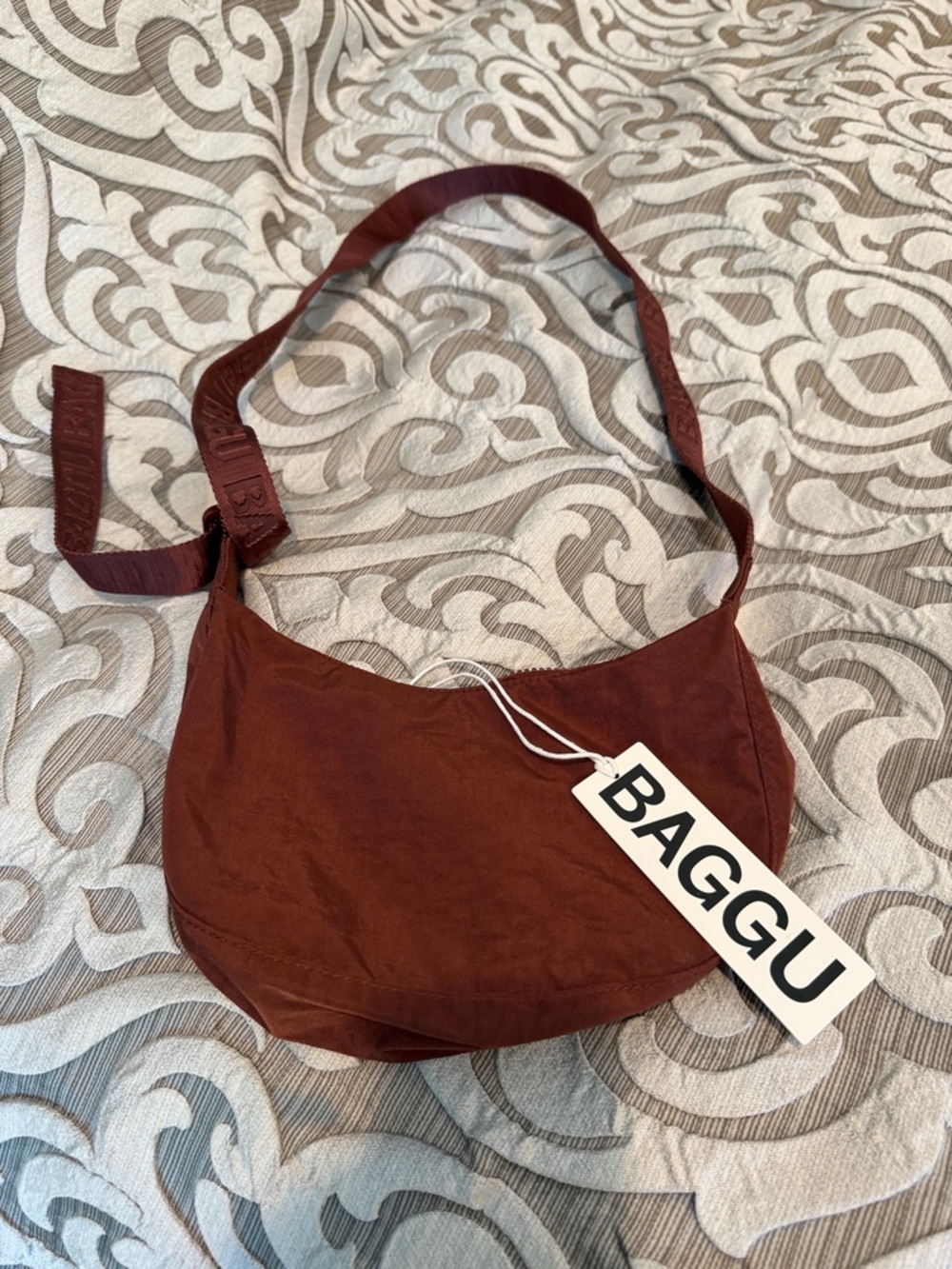 BAGGU Rust Brown Shoulder Bag with Adjustable Strap